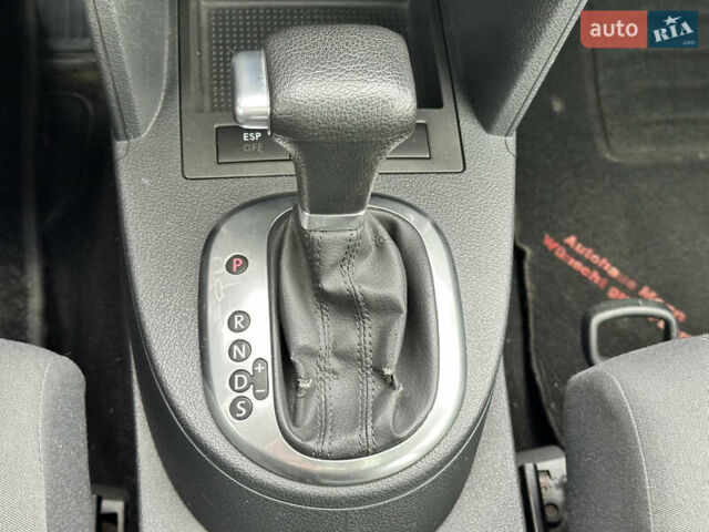 Фольксваген Туран 2006 в Виннице на Automoto.ua Черный Фольксваген Туран, объемом двигателя 1.6 л и пробегом 252 тыс. км за 7777 $, фото 45 на Automoto.ua