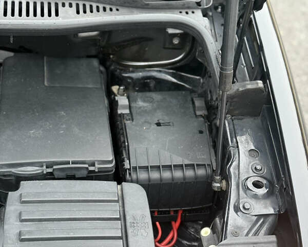 Чорний Фольксваген Туран, об'ємом двигуна 1.6 л та пробігом 220 тис. км за 6200 $, фото 29 на Automoto.ua