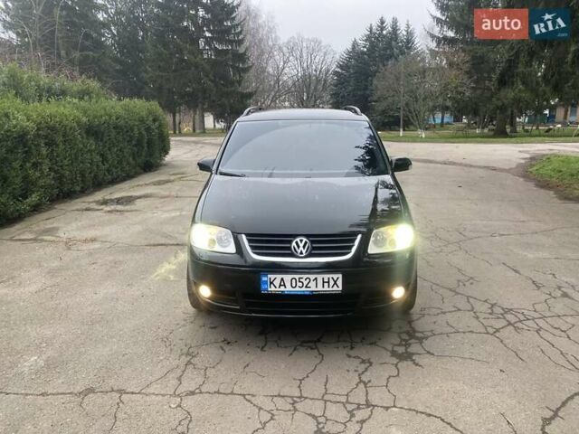 Чорний Фольксваген Туран, об'ємом двигуна 1.9 л та пробігом 390 тис. км за 6500 $, фото 2 на Automoto.ua