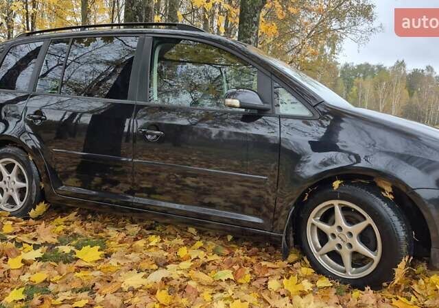 Черный Фольксваген Туран, объемом двигателя 1.39 л и пробегом 278 тыс. км за 5200 $, фото 2 на Automoto.ua