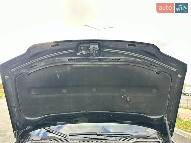 Фольксваген Туран 2006 в Виннице на Automoto.ua Черный Фольксваген Туран, объемом двигателя 1.6 л и пробегом 252 тыс. км за 7777 $, фото 62 на Automoto.ua