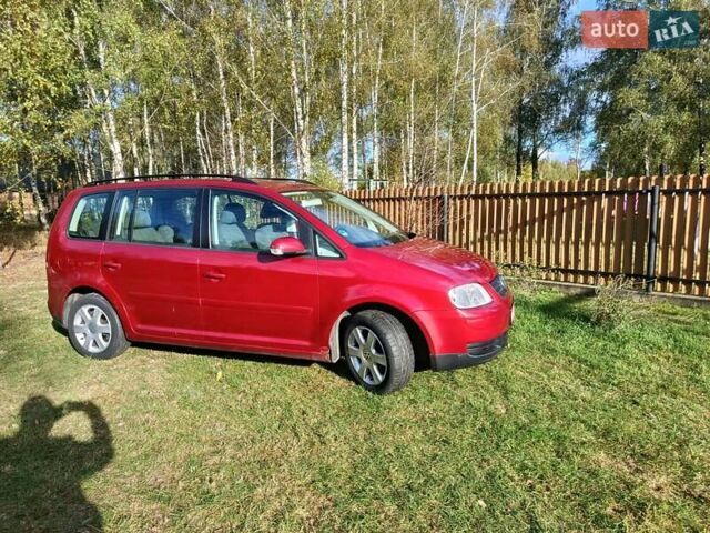 Черный Фольксваген Туран, объемом двигателя 1.6 л и пробегом 261 тыс. км за 4999 $, фото 10 на Automoto.ua