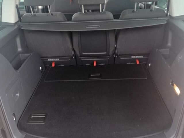 Черный Фольксваген Туран, объемом двигателя 1.4 л и пробегом 218 тыс. км за 6500 $, фото 7 на Automoto.ua