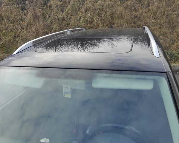 Черный Фольксваген Туран, объемом двигателя 2 л и пробегом 301 тыс. км за 6700 $, фото 8 на Automoto.ua