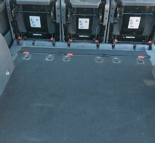 Черный Фольксваген Туран, объемом двигателя 1.6 л и пробегом 238 тыс. км за 5900 $, фото 15 на Automoto.ua