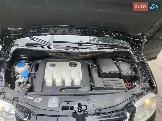 Чорний Фольксваген Туран, об'ємом двигуна 1.9 л та пробігом 390 тис. км за 6500 $, фото 13 на Automoto.ua