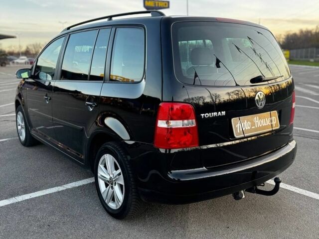Чорний Фольксваген Туран, об'ємом двигуна 0 л та пробігом 212 тис. км за 6300 $, фото 4 на Automoto.ua