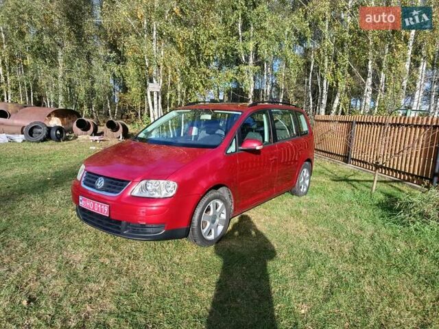 Черный Фольксваген Туран, объемом двигателя 1.6 л и пробегом 261 тыс. км за 4999 $, фото 16 на Automoto.ua