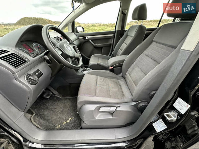 Фольксваген Туран 2006 в Виннице на Automoto.ua Черный Фольксваген Туран, объемом двигателя 1.6 л и пробегом 252 тыс. км за 7777 $, фото 35 на Automoto.ua