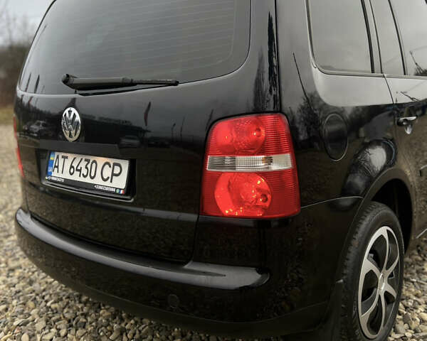 Черный Фольксваген Туран, объемом двигателя 1.9 л и пробегом 285 тыс. км за 6200 $, фото 15 на Automoto.ua