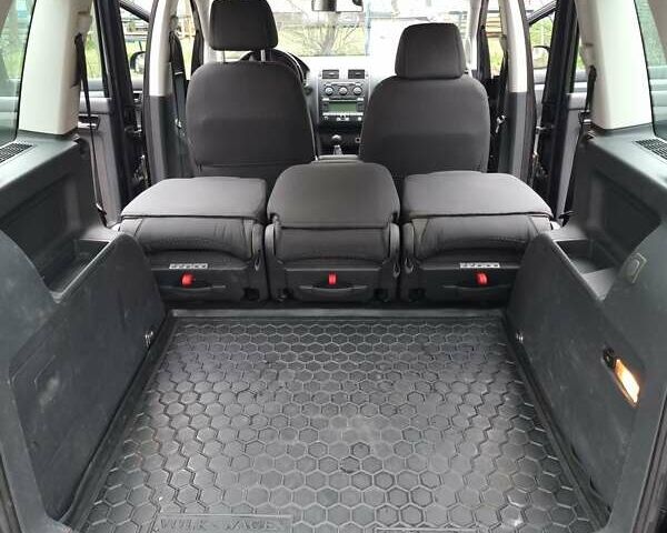 Черный Фольксваген Туран, объемом двигателя 1.39 л и пробегом 239 тыс. км за 5700 $, фото 11 на Automoto.ua