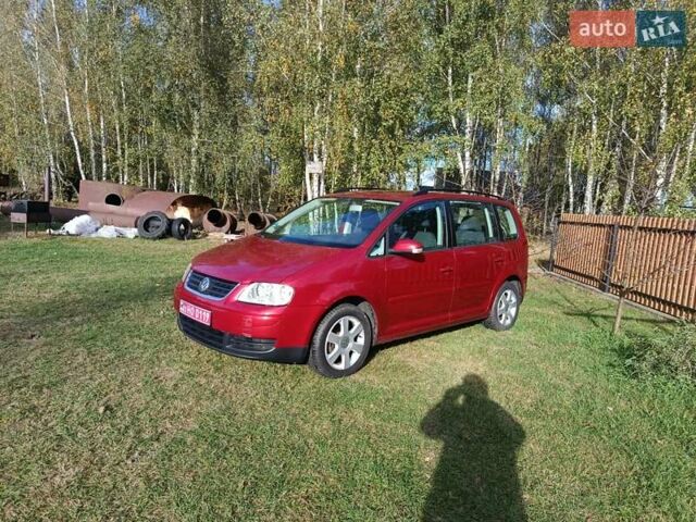 Черный Фольксваген Туран, объемом двигателя 1.6 л и пробегом 261 тыс. км за 4999 $, фото 9 на Automoto.ua