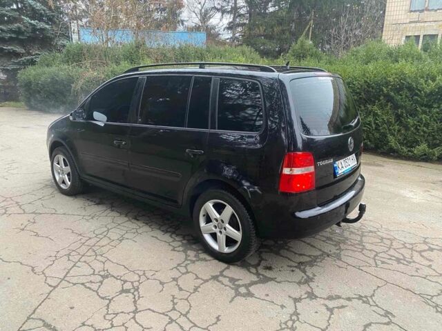 Чорний Фольксваген Туран, об'ємом двигуна 1.9 л та пробігом 290 тис. км за 6500 $, фото 5 на Automoto.ua