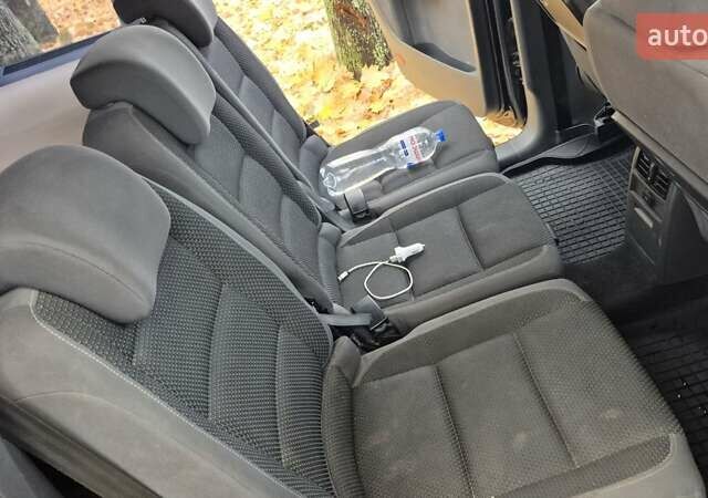 Черный Фольксваген Туран, объемом двигателя 1.39 л и пробегом 278 тыс. км за 5200 $, фото 17 на Automoto.ua