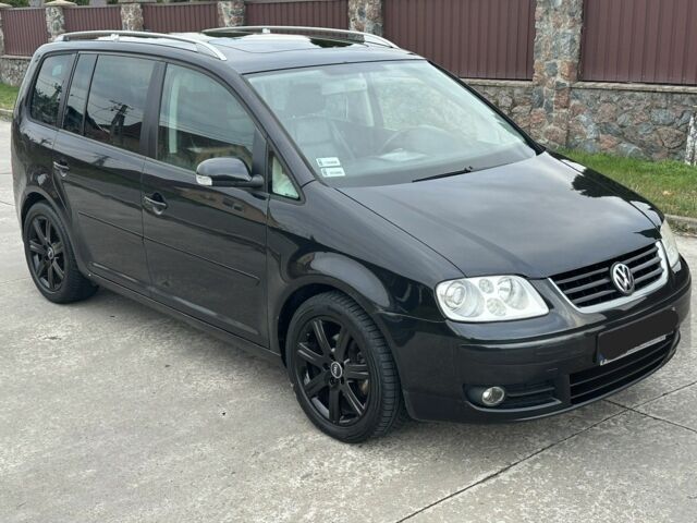 Черный Фольксваген Туран, объемом двигателя 2 л и пробегом 111 тыс. км за 4000 $, фото 6 на Automoto.ua