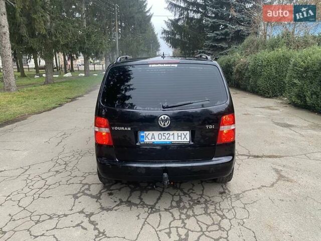 Чорний Фольксваген Туран, об'ємом двигуна 1.9 л та пробігом 390 тис. км за 6500 $, фото 6 на Automoto.ua
