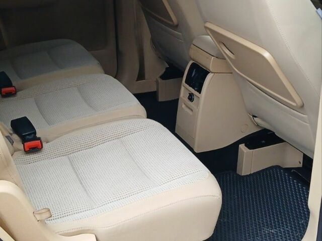 Черный Фольксваген Туран, объемом двигателя 2 л и пробегом 343 тыс. км за 5500 $, фото 3 на Automoto.ua