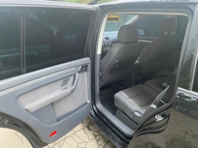 Чорний Фольксваген Туран, об'ємом двигуна 1.9 л та пробігом 290 тис. км за 6500 $, фото 10 на Automoto.ua