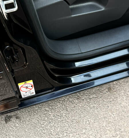 Черный Фольксваген Туран, объемом двигателя 1.6 л и пробегом 190 тыс. км за 6999 $, фото 25 на Automoto.ua