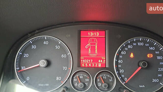 Черный Фольксваген Туран, объемом двигателя 1.4 л и пробегом 193 тыс. км за 6950 $, фото 21 на Automoto.ua