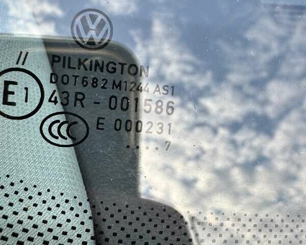 Чорний Фольксваген Туран, об'ємом двигуна 1.97 л та пробігом 313 тис. км за 7500 $, фото 23 на Automoto.ua