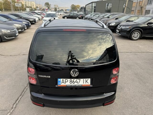 Черный Фольксваген Туран, объемом двигателя 1.9 л и пробегом 278 тыс. км за 7100 $, фото 12 на Automoto.ua