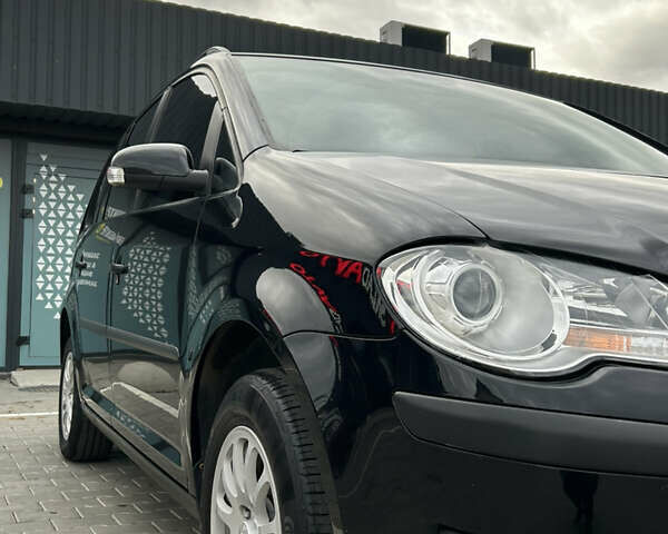 Чорний Фольксваген Туран, об'ємом двигуна 1.9 л та пробігом 124 тис. км за 8700 $, фото 2 на Automoto.ua