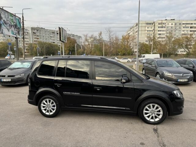 Черный Фольксваген Туран, объемом двигателя 1.9 л и пробегом 278 тыс. км за 7100 $, фото 3 на Automoto.ua