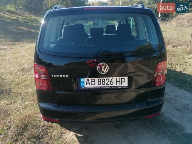 Чорний Фольксваген Туран, об'ємом двигуна 1.6 л та пробігом 250 тис. км за 7700 $, фото 4 на Automoto.ua