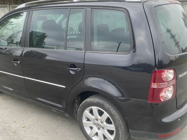 Чорний Фольксваген Туран, об'ємом двигуна 1.4 л та пробігом 178 тис. км за 6300 $, фото 4 на Automoto.ua