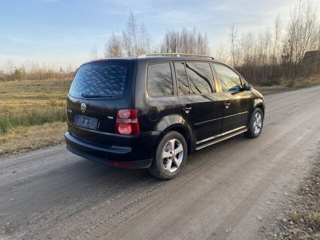 Чорний Фольксваген Туран, об'ємом двигуна 1.9 л та пробігом 367 тис. км за 3400 $, фото 2 на Automoto.ua