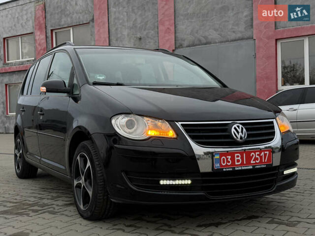 Чорний Фольксваген Туран, об'ємом двигуна 1.6 л та пробігом 201 тис. км за 7350 $, фото 7 на Automoto.ua
