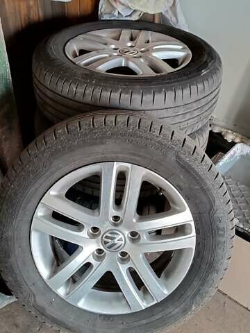 Черный Фольксваген Туран, объемом двигателя 2 л и пробегом 249 тыс. км за 8400 $, фото 28 на Automoto.ua