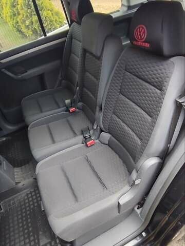 Черный Фольксваген Туран, объемом двигателя 1.97 л и пробегом 318 тыс. км за 6000 $, фото 37 на Automoto.ua