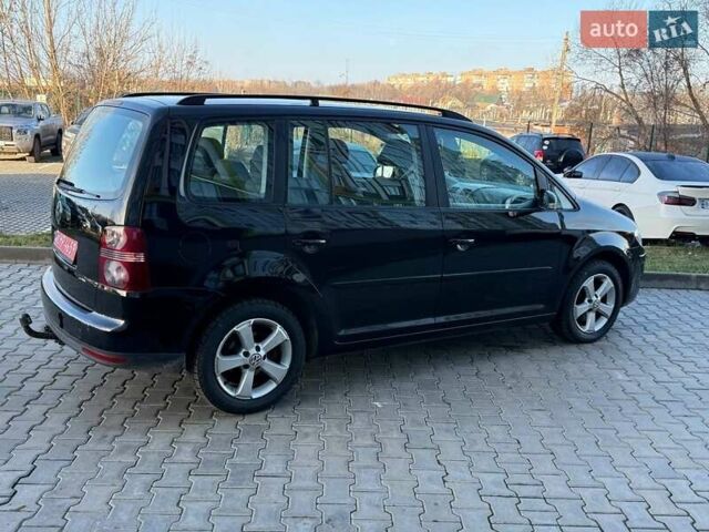 Чорний Фольксваген Туран, об'ємом двигуна 1.6 л та пробігом 178 тис. км за 7950 $, фото 4 на Automoto.ua
