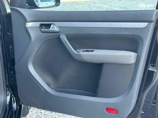 Черный Фольксваген Туран, объемом двигателя 2 л и пробегом 260 тыс. км за 7890 $, фото 26 на Automoto.ua