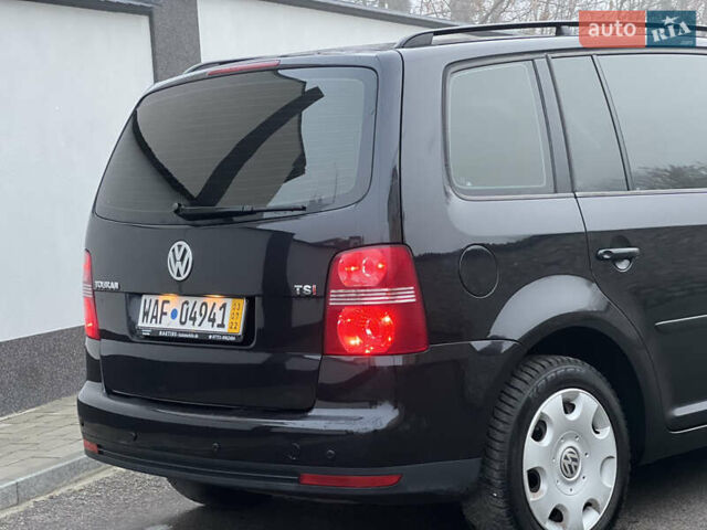 Чорний Фольксваген Туран, об'ємом двигуна 1.4 л та пробігом 248 тис. км за 7199 $, фото 39 на Automoto.ua