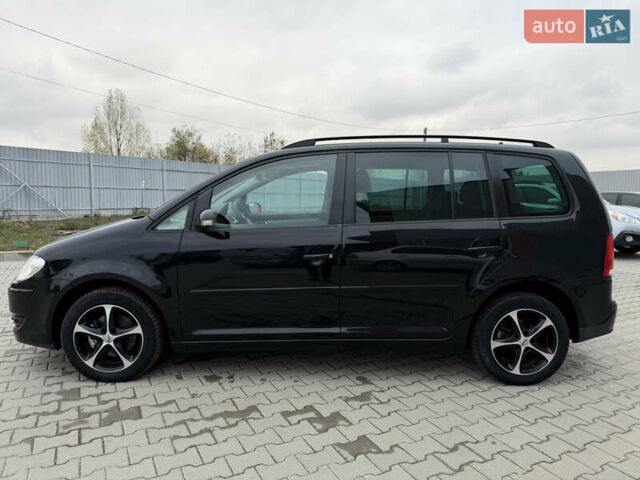 Чорний Фольксваген Туран, об'ємом двигуна 1.6 л та пробігом 201 тис. км за 7350 $, фото 17 на Automoto.ua