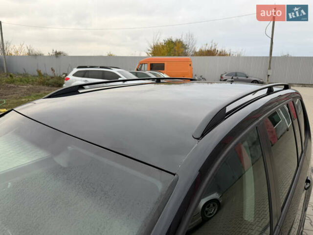 Чорний Фольксваген Туран, об'ємом двигуна 1.6 л та пробігом 201 тис. км за 7350 $, фото 23 на Automoto.ua