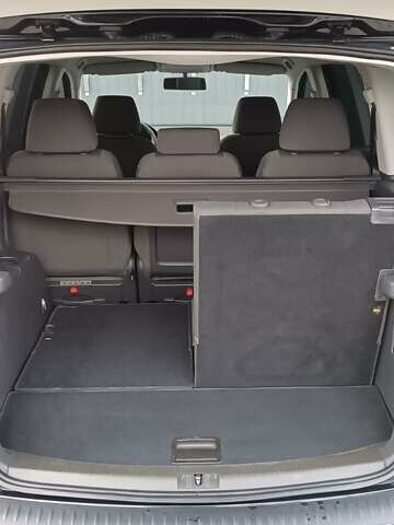 Черный Фольксваген Туран, объемом двигателя 2 л и пробегом 249 тыс. км за 8400 $, фото 5 на Automoto.ua