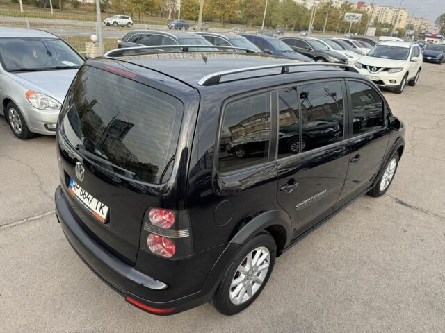 Черный Фольксваген Туран, объемом двигателя 1.9 л и пробегом 278 тыс. км за 7100 $, фото 13 на Automoto.ua