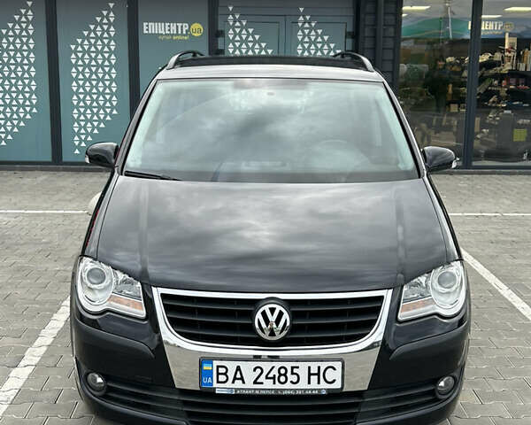 Чорний Фольксваген Туран, об'ємом двигуна 1.9 л та пробігом 124 тис. км за 8700 $, фото 12 на Automoto.ua