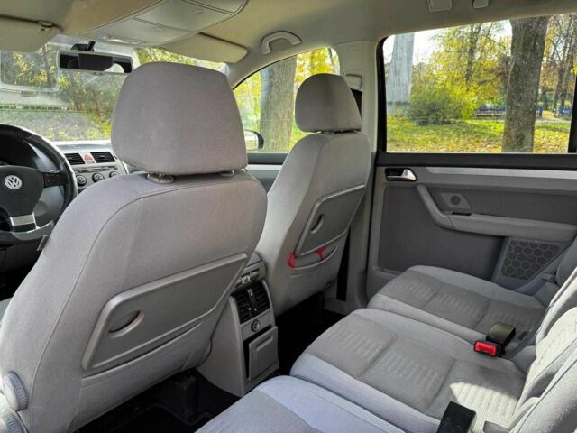 Чорний Фольксваген Туран, об'ємом двигуна 1.4 л та пробігом 242 тис. км за 6390 $, фото 18 на Automoto.ua