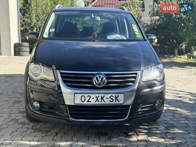 Черный Фольксваген Туран, объемом двигателя 1.4 л и пробегом 278 тыс. км за 6700 $, фото 1 на Automoto.ua