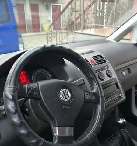 Чорний Фольксваген Туран, об'ємом двигуна 1.97 л та пробігом 240 тис. км за 7300 $, фото 14 на Automoto.ua