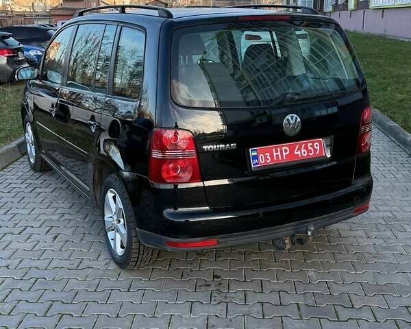Чорний Фольксваген Туран, об'ємом двигуна 1.6 л та пробігом 178 тис. км за 7950 $, фото 7 на Automoto.ua