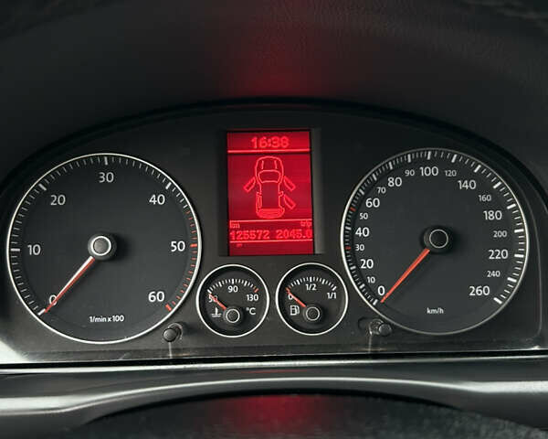 Чорний Фольксваген Туран, об'ємом двигуна 1.9 л та пробігом 124 тис. км за 8700 $, фото 21 на Automoto.ua