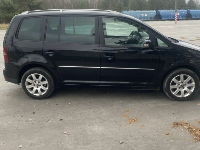 Чорний Фольксваген Туран, об'ємом двигуна 1.4 л та пробігом 178 тис. км за 6300 $, фото 2 на Automoto.ua