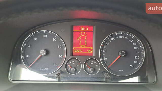 Черный Фольксваген Туран, объемом двигателя 1.4 л и пробегом 193 тыс. км за 6950 $, фото 20 на Automoto.ua