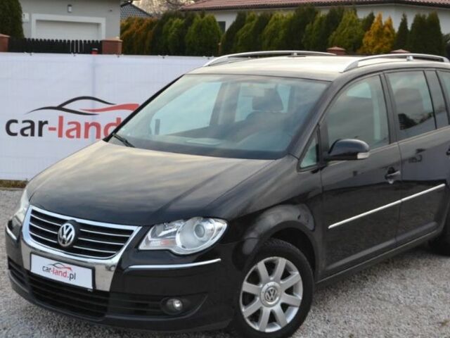 Черный Фольксваген Туран, объемом двигателя 2 л и пробегом 216 тыс. км за 5399 $, фото 3 на Automoto.ua